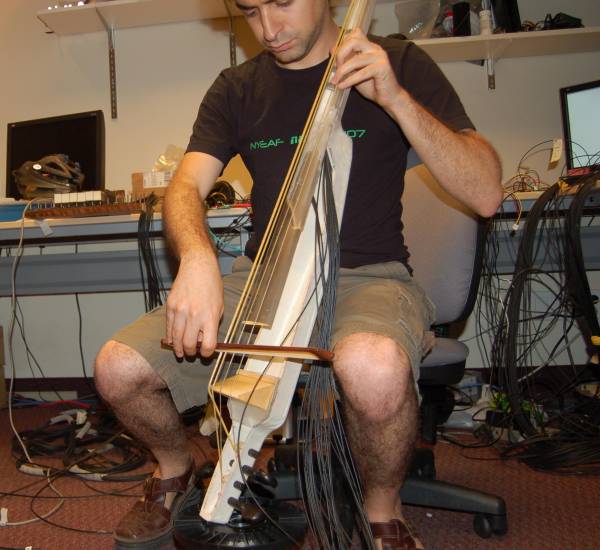 MR-compatible cello
